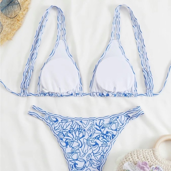 Abstract Bikini Top - Picture 2 of 8